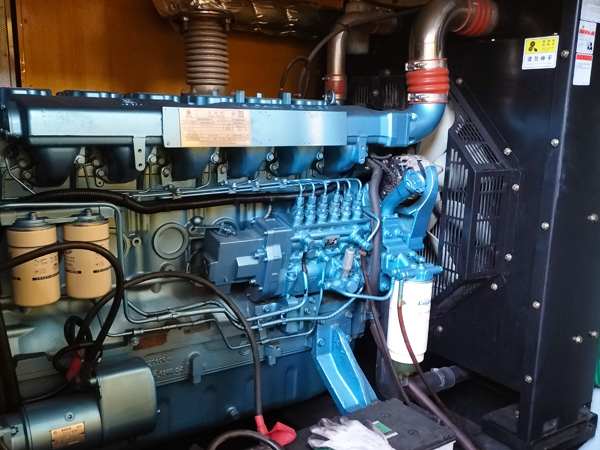 亳州磷酸铁锂蓄电池的使用寿命与哪些因素有关？